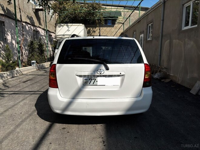 Toyota Corolla 2005, 173,000 km - 1.4 l - Bakı