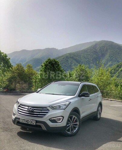 Hyundai Grand Santa Fe 2013, 261,196 km - 2.2 л - Zaqatala
