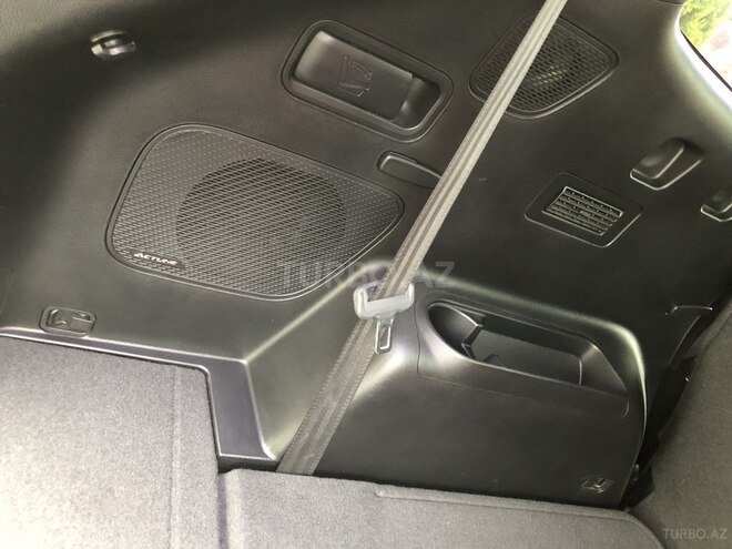Hyundai Grand Santa Fe 2013, 261,196 km - 2.2 л - Zaqatala