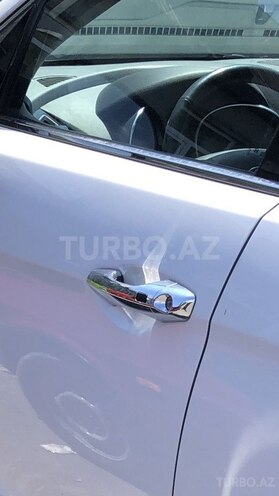 Hyundai Grand Santa Fe 2013, 261,196 km - 2.2 л - Zaqatala
