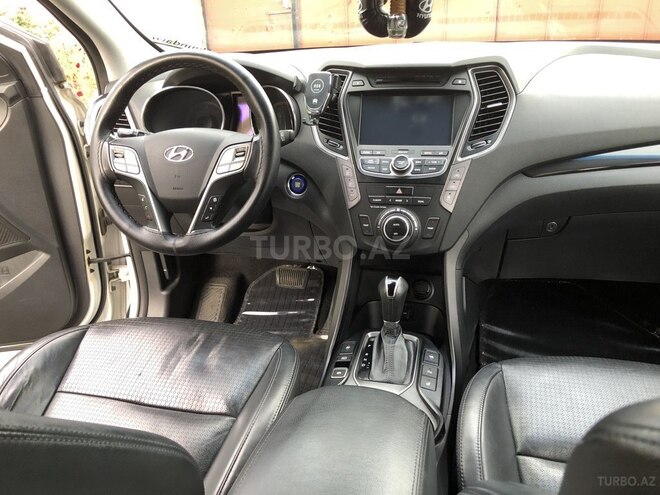 Hyundai Grand Santa Fe 2013, 261,196 km - 2.2 л - Zaqatala
