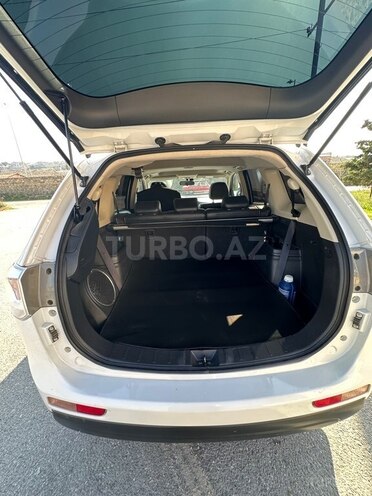 Mitsubishi Outlander 2015, 181,200 km - 3.0 l - Bakı