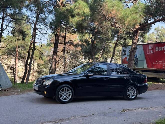 Mercedes C 240 2000, 210,000 km - 2.6 l - Bakı