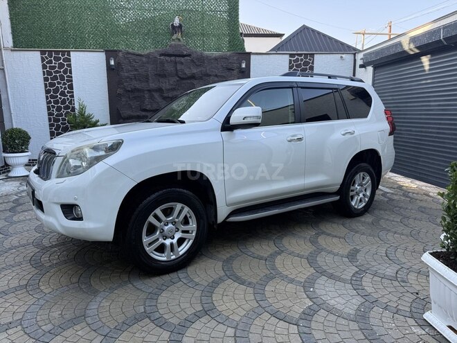 Toyota Land Cruiser Prado 2010, 224,000 km - 4.0 l - Bakı