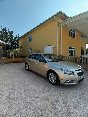 Chevrolet Cruze 2013, 233,609 km - 1.4 л - Masallı
