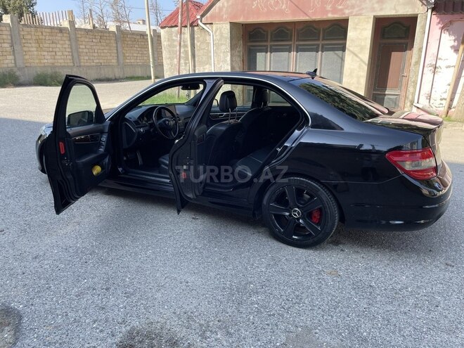 Mercedes C 300 4MATIC 2009, 280,000 km - 3.0 l - Bakı