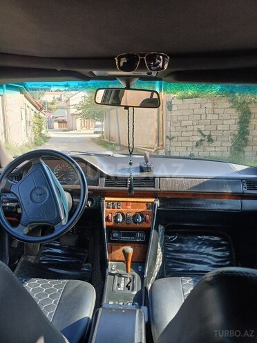 Mercedes E 220 1994, 418,866 km - 2.2 l - Bakı