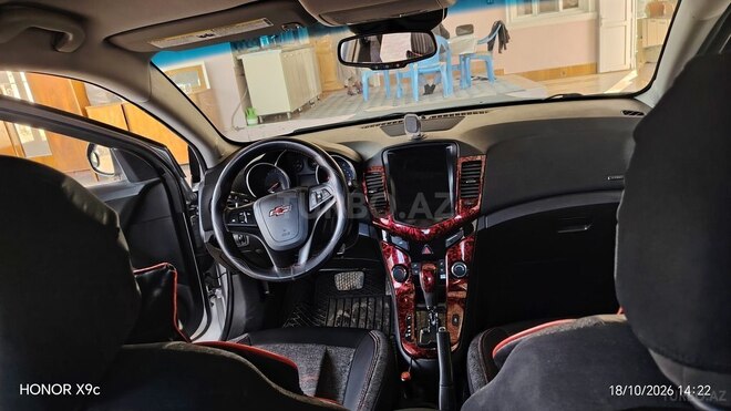 Chevrolet Cruze 2015, 252,485 km - 1.4 l - Tovuz