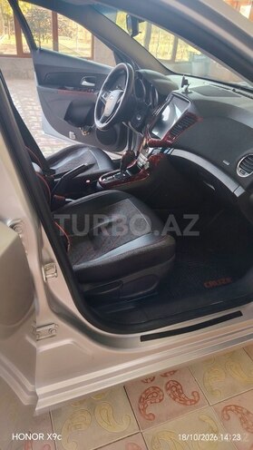 Chevrolet Cruze 2015, 252,485 km - 1.4 l - Tovuz