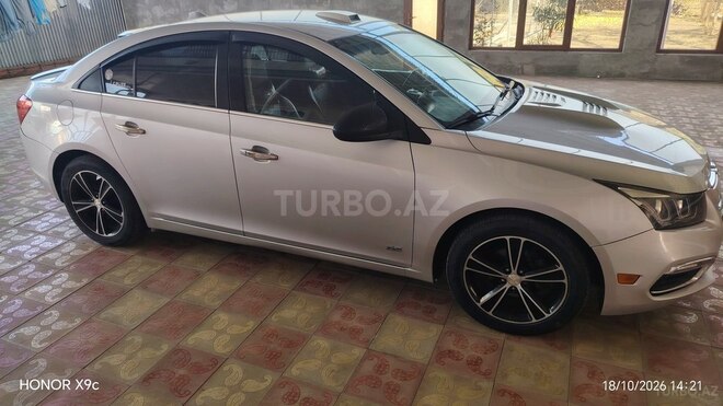 Chevrolet Cruze 2015, 252,485 km - 1.4 l - Tovuz