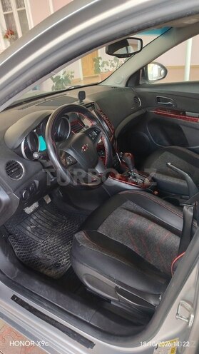 Chevrolet Cruze 2015, 252,485 km - 1.4 l - Tovuz