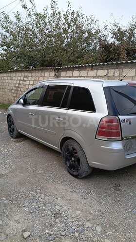Opel Zafira 2006, 500,000 km - 2.2 l - Şabran