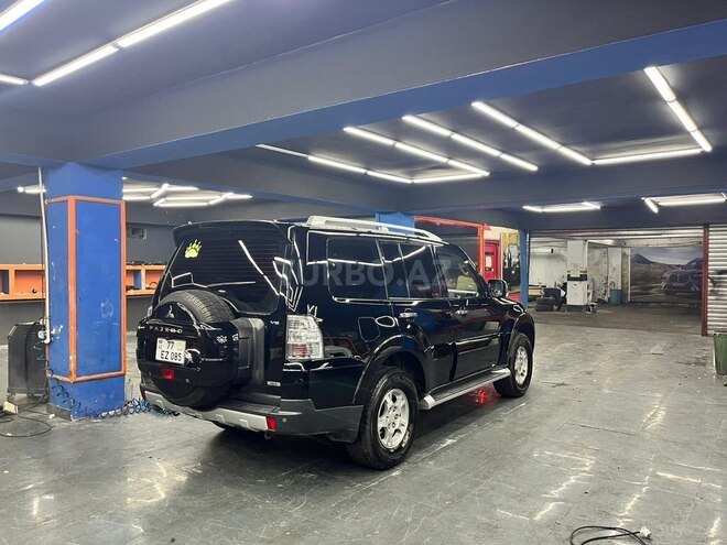 Mitsubishi Pajero 2007, 238,000 km - 3.0 l - Bakı