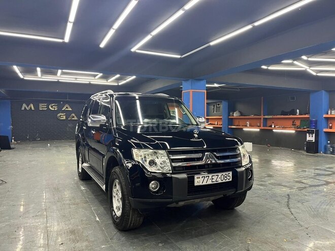 Mitsubishi Pajero 2007, 238,000 km - 3.0 l - Bakı