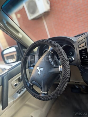 Mitsubishi Pajero 2007, 238,000 km - 3.0 l - Bakı