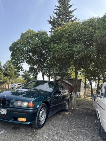 BMW 318 1995, 450,000 km - 1.8 l - Cəlilabad