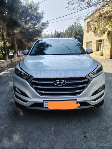 Hyundai Tucson 2015, 227,000 km - 1.7 l - Laçın