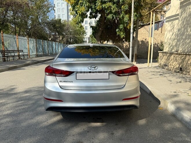 Hyundai Elantra 2018, 188,293 km - 2.0 л - Bakı