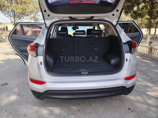 Hyundai Tucson 2015, 227,000 km - 1.7 l - Laçın