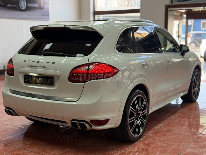 Porsche Cayenne Turbo 2012, 159,000 km - 4.8 l - Bakı