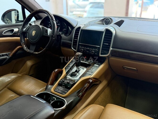 Porsche Cayenne Turbo 2012, 159,000 km - 4.8 l - Bakı