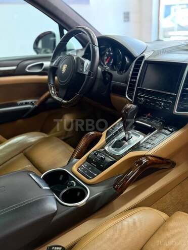 Porsche Cayenne Turbo 2012, 159,000 km - 4.8 l - Bakı