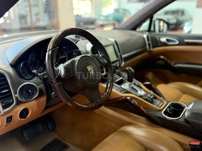 Porsche Cayenne Turbo 2012, 159,000 km - 4.8 l - Bakı