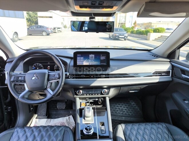 Mitsubishi Outlander 2022, 25,835 km - 1.5 л - Bakı