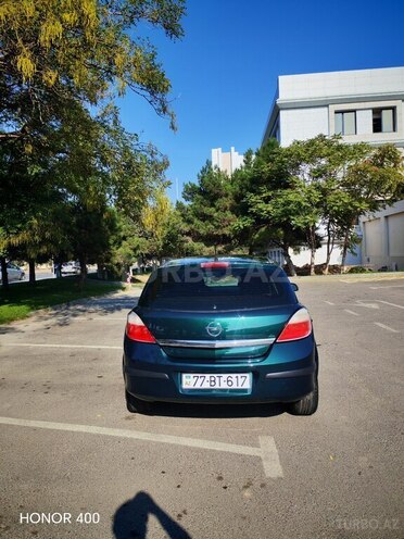 Opel Astra 2004, 285,000 km - 1.4 l - Bakı