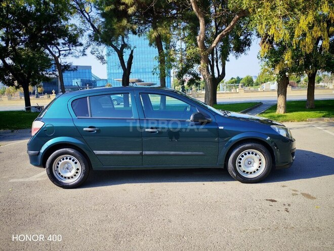 Opel Astra 2004, 285,000 km - 1.4 l - Bakı