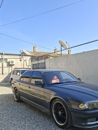 BMW 735 1998, 334,000 km - 3.5 l - Bakı