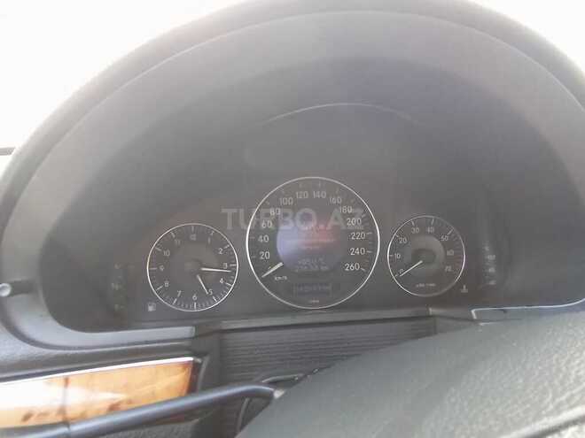 Mercedes E 240 2003, 344,680 km - 2.6 l - Hacıqabul