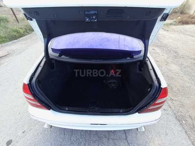 Mercedes E 240 2003, 344,680 km - 2.6 l - Hacıqabul