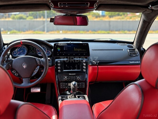 Maserati  2011, 190,000 km - 4.7 l - Bakı