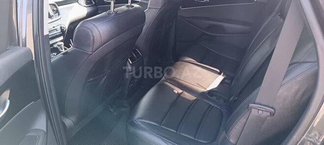 Kia Sorento 2020, 137,702 km - 2.0 л - Salyan