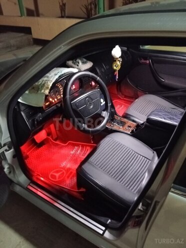 Mercedes C 180 1998, 390,000 km - 1.8 l - İmişli