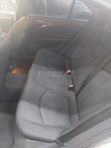 Mercedes E 240 2002, 261,000 km - 2.6 л - Gəncə