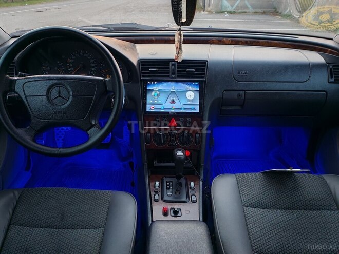 Mercedes C 180 1999, 264,000 km - 1.8 l - Lənkəran
