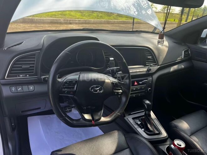 Hyundai Elantra 2017, 125,000 km - 1.6 л - Lənkəran