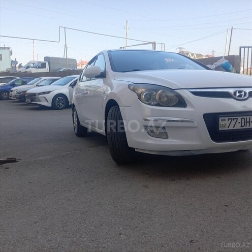 Hyundai i30 2010, 215,000 km - 2.0 l - Bakı