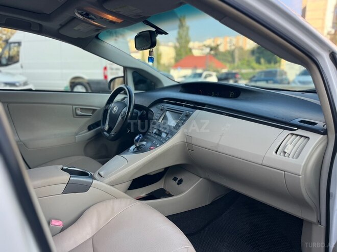 Toyota Prius 2012, 269,000 km - 1.8 l - Bakı