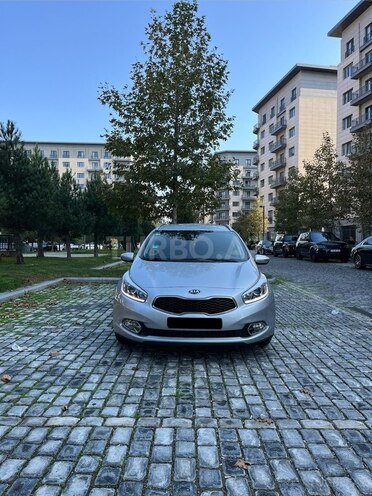 Kia  2015, 257,000 km - 1.6 l - Bakı