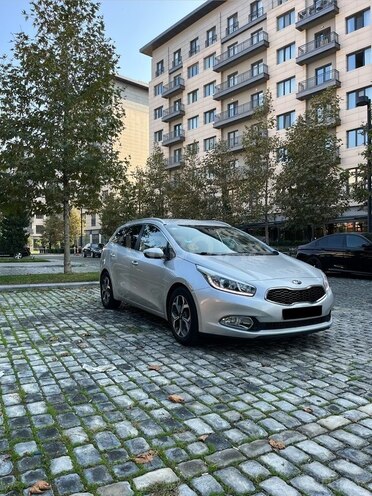 Kia  2015, 257,000 km - 1.6 l - Bakı