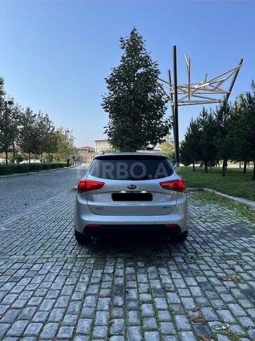 Kia  2015, 257,000 km - 1.6 l - Bakı
