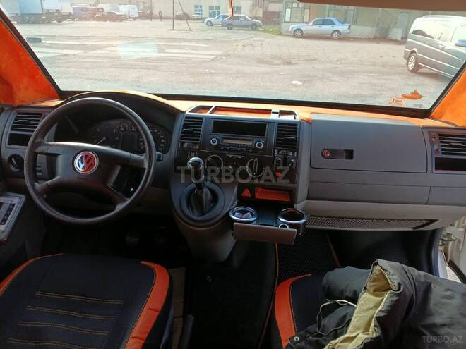 Volkswagen Transporter 2007, 300,000 km - 2.5 l - Bakı