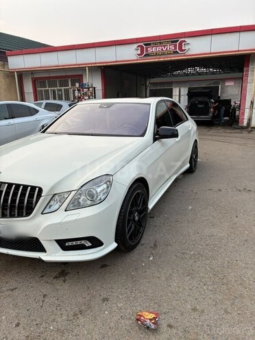 Mercedes E 350 2009, 238,000 km - 3.5 l - Cəlilabad