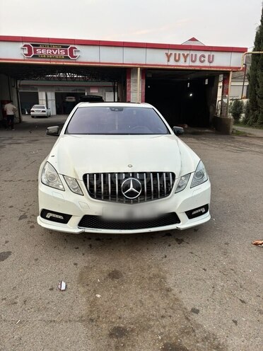 Mercedes E 350 2009, 238,000 km - 3.5 l - Cəlilabad