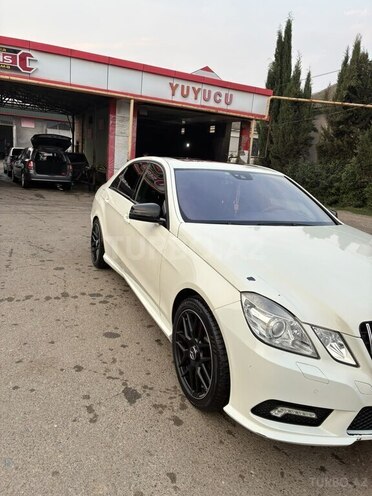 Mercedes E 350 2009, 238,000 km - 3.5 l - Cəlilabad