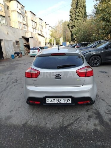 Kia Rio 2014, 395,000 km - 1.4 l - Bakı