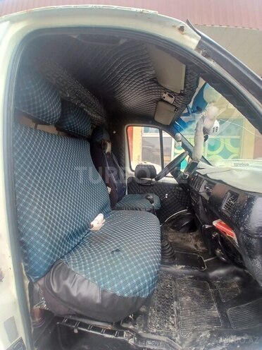 GAZ  1998, 57,000 km - 5.5 l - Sabirabad